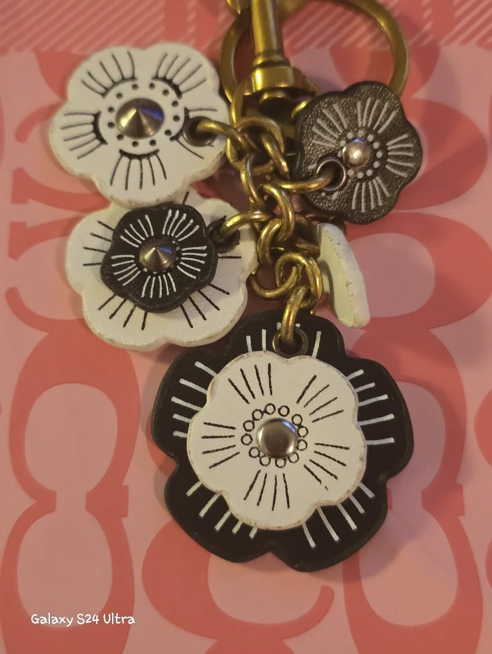 Flower Bag Charm/ Keychain NEW
